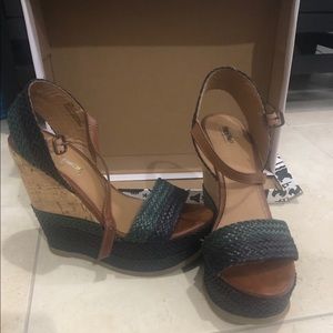 Mossimo wedges